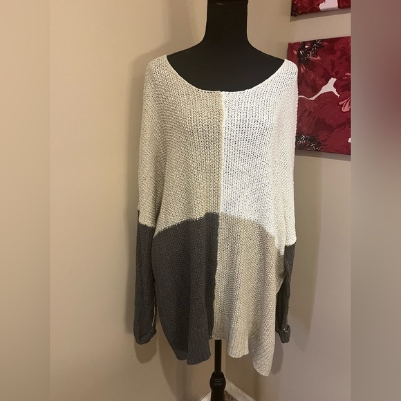 Easel Cream, Tan & Gray Colorblock Oversized Knit Sweater, size 3X - Picture 2 of 10